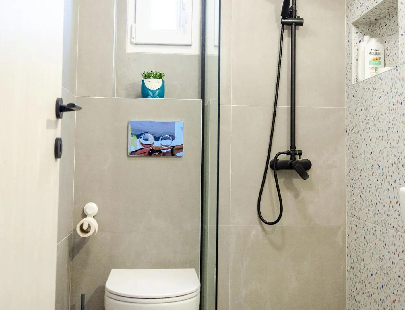 Serenity Apartment Peraia